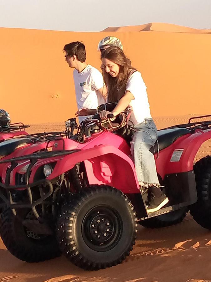 Hotel Luxury Camp & Activities Merzouga Esterno foto