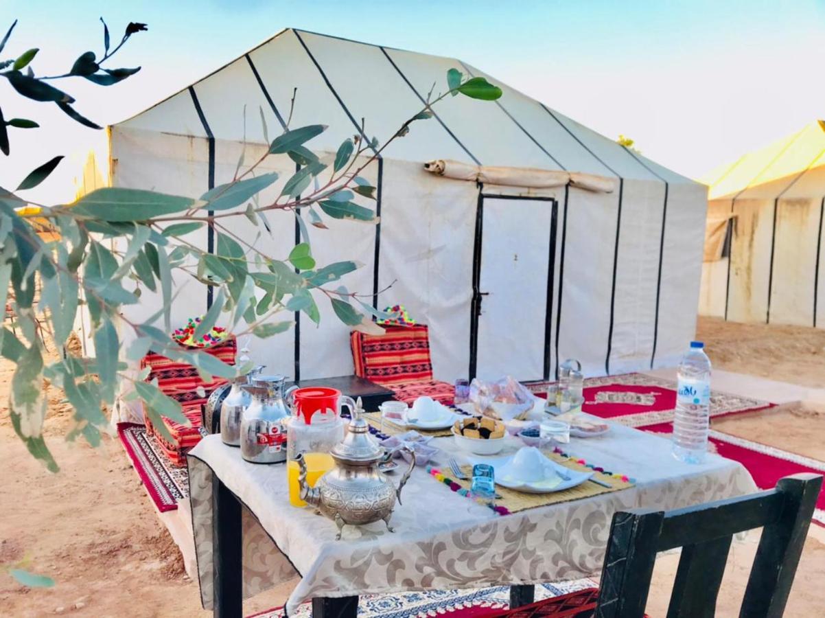 Akabar Luxury Desert Camp Merzouga Esterno foto