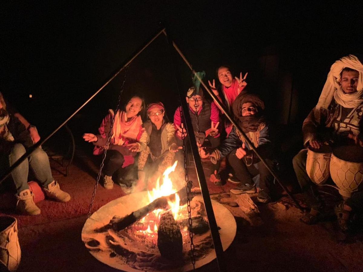 Akabar Luxury Desert Camp Merzouga Esterno foto