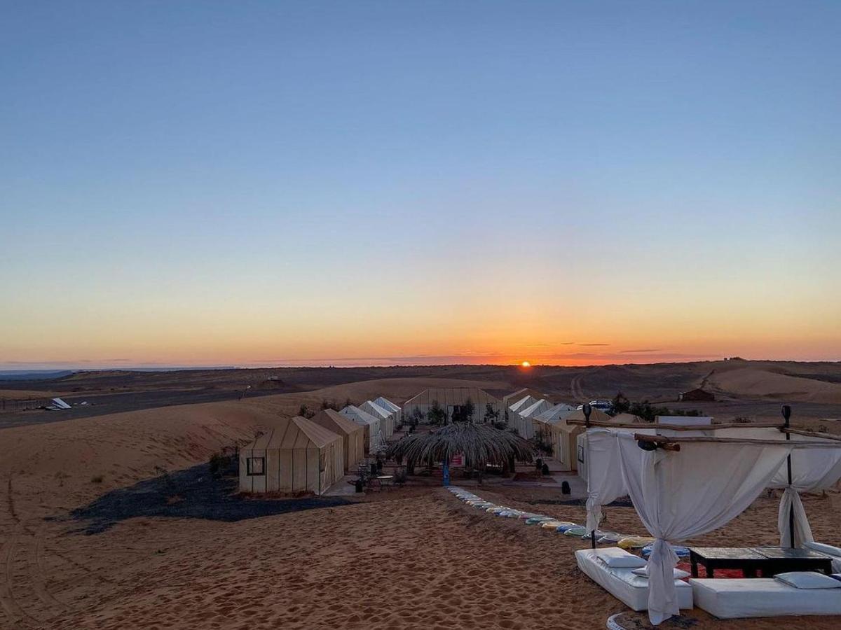 Akabar Luxury Desert Camp Merzouga Esterno foto