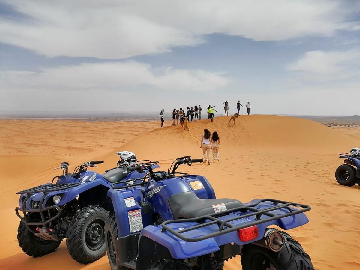 Akabar Luxury Desert Camp Merzouga Esterno foto